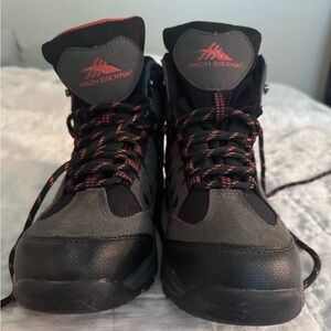 High sierra hiking boots child size 7
